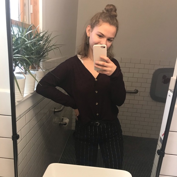 Meet your Posher, Julia - Picture 1 of 1